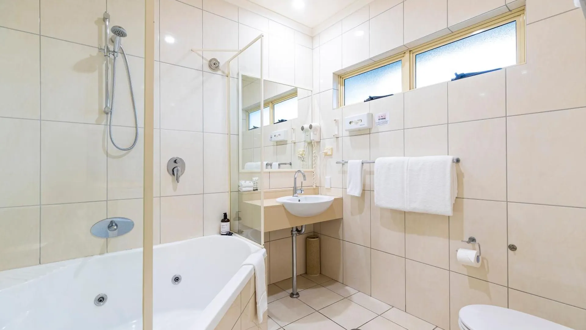 Motel Red Bridge Motor Inn Woombye